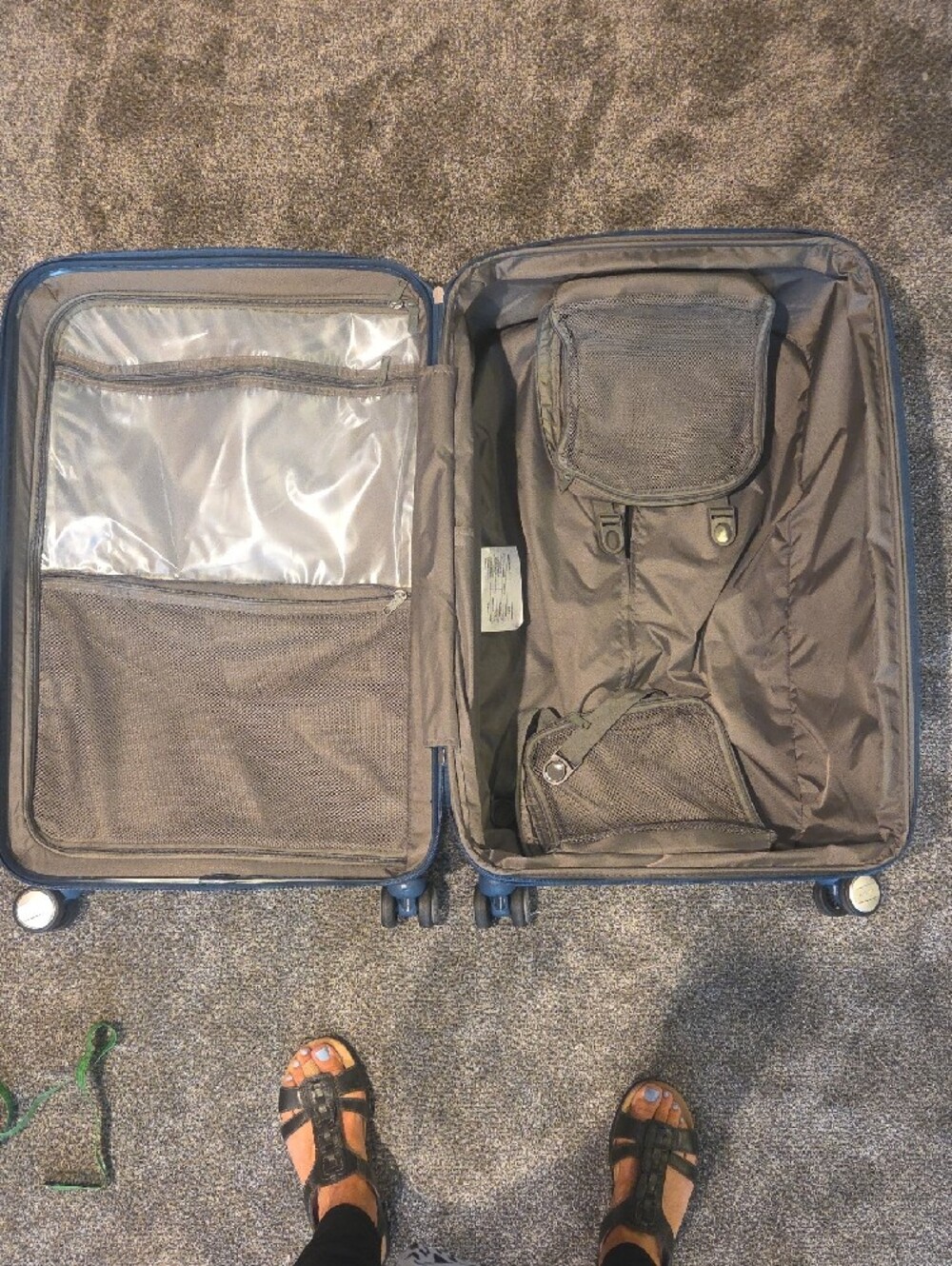 Samsonite Suitcase Set - Picture 5 of 6